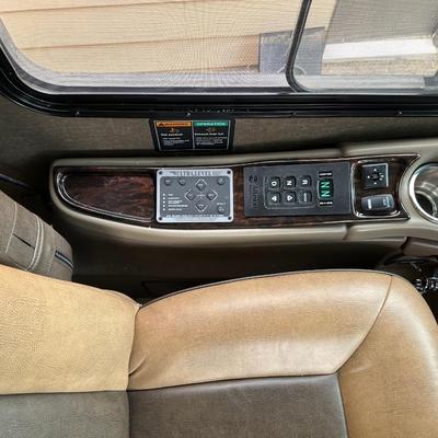 2016 TUSCANY XTE MOTOR COACH WITH ALL THE BELLS AND WHISTLES