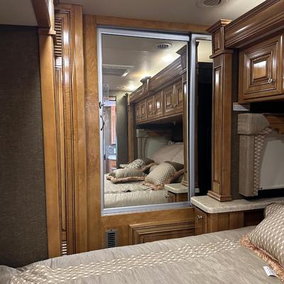 2016 TUSCANY XTE MOTOR COACH WITH ALL THE BELLS AND WHISTLES