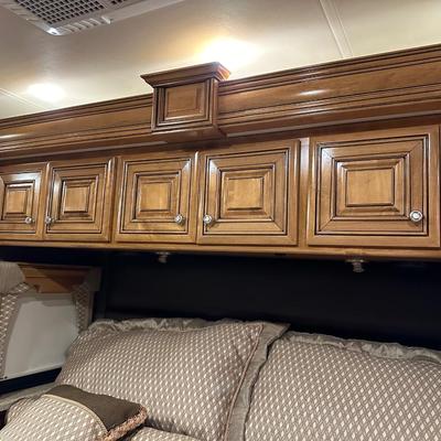 2016 TUSCANY XTE MOTOR COACH WITH ALL THE BELLS AND WHISTLES