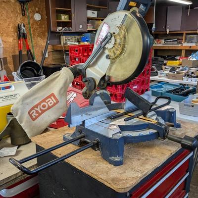 Ryobi TS1353 12 Inch Compound Miter Saw