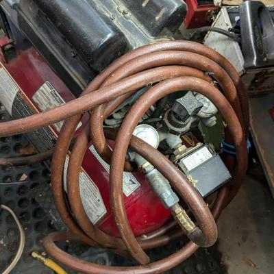 Coleman Powermate Compressor, 4 HP, 11 Gal