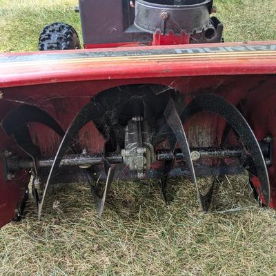 Working Murray 5 HP, 22" Snow Blower