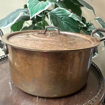 Copper pot