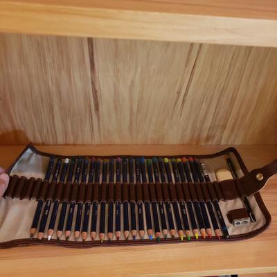 Derwent Colored Pencils, Books and More (LLR-KD)