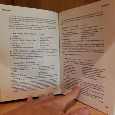 Classic Cookbooks and More (LLR-KD)