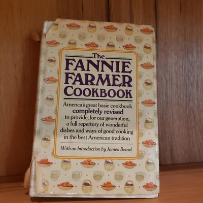 Classic Cookbooks and More (LLR-KD)