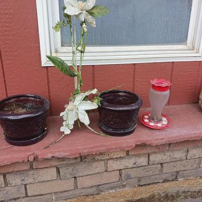 METAL FLOWERS, MATCHING FLOWER POTS, HUMMINGBIRD FEEDER