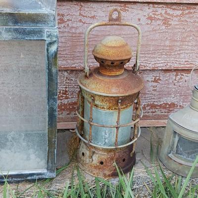 4 VINTAGE LANTERN