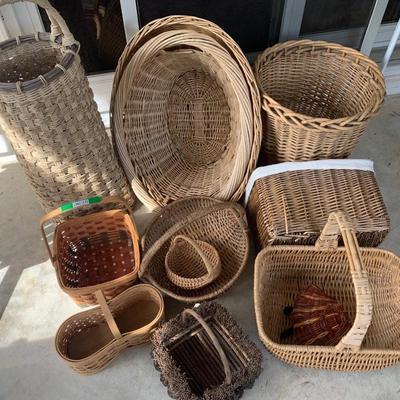 Large Baskets Lot