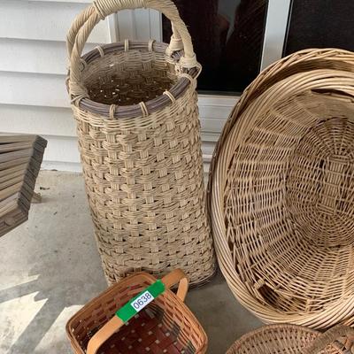 Large Baskets Lot