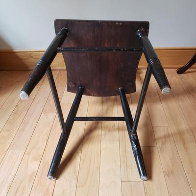 Quilt Rack and Vintage Chair (B1-KD)