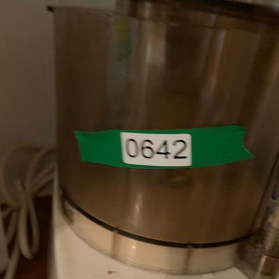 Electric Juicer & Cuisinart