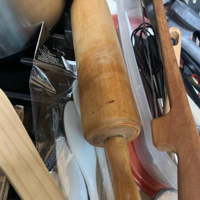 Huge Kitchen Lot Knives Knife Storage Block Cooking Utensils Measuring Cups Rolling Pin Much More