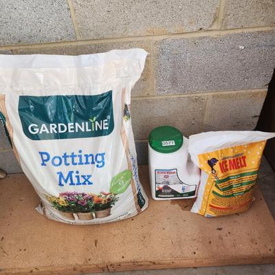Potting soil Ice Melt Lot