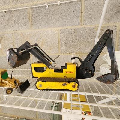 Ford 555A Backhoe Loader & Tonka Backhoe Loader