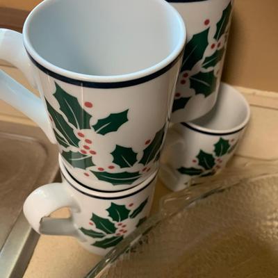 Kitchen Lot - Fish Platters Coffee MugsMore