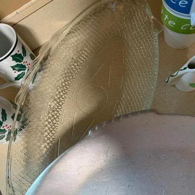 Kitchen Lot - Fish Platters Coffee MugsMore