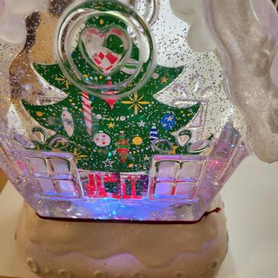 Hallmark Christmas Home Sweet Home Jumbo Lighted Snow Globe working