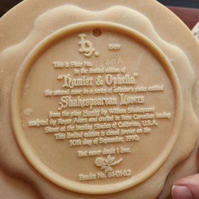 4 Shakespeare Lovers Plates Bradex Collection