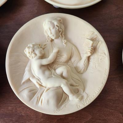 6 Bradex Collectors Plates