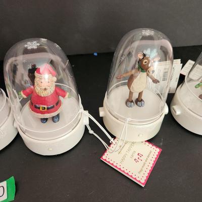 5 Hallmark Happy Dancers