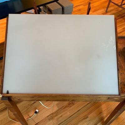 Lighted Drafting Table (2R-HS)