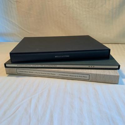 ‘Under Milk Wood’ & More Illuminated Manuscripts (2R-HS)