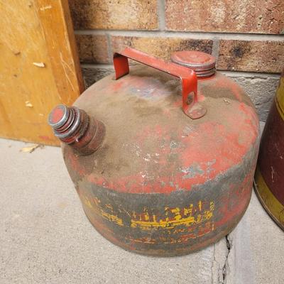 Vintage lot, 2 gas cans and creeper board