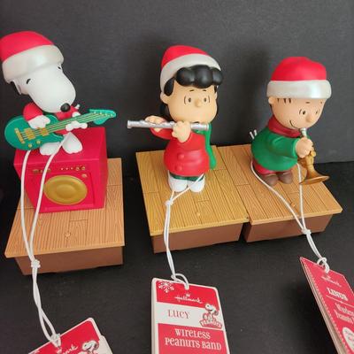 5 Hallmark Peanuts Gang Band Schroeder Charlie Brown Snoopy Lucy Linus