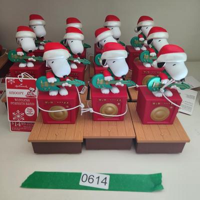 11 Hallmark Snoopy Wireless Peanuts Band Member w tags
