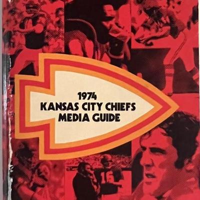 1974 Kansas City Chiefs Media guide. 4x9 inches