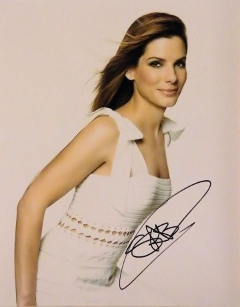 Sanda Bullock signed portrait photo