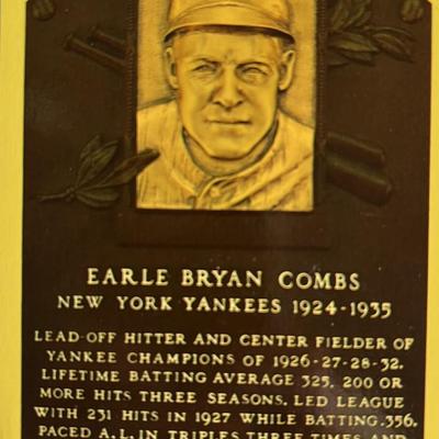 Earle Combs signed HOF postcard