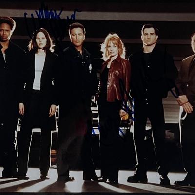 CSI: Crime Scene Investigation William Petersen and
Marg Helgenberger signed photo
