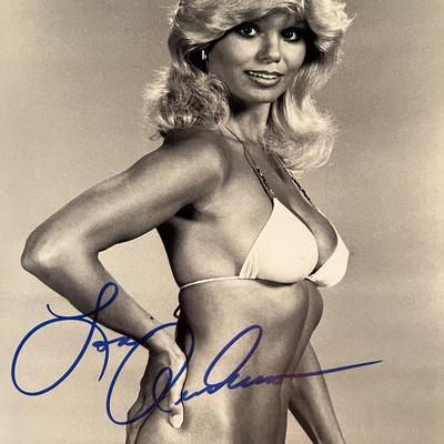 Loni Anderson signed photo