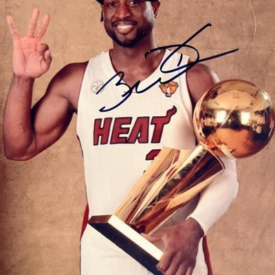 Dwyane Wade signed photo
