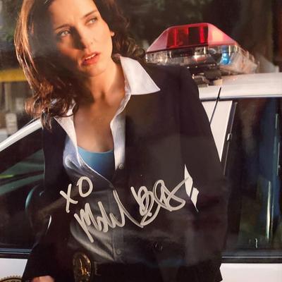 Michele Hicks signed photo