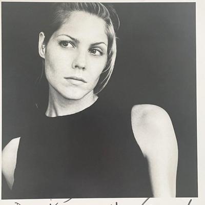 Mary McCormack signed photo