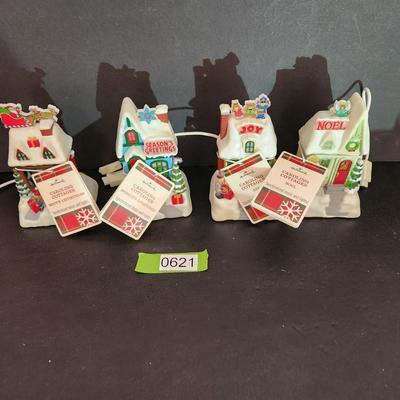 4 Hallmark Caroling Cottages Music & Lights Noel ,Seasons Greetings, Joy, Merry Christmas,
