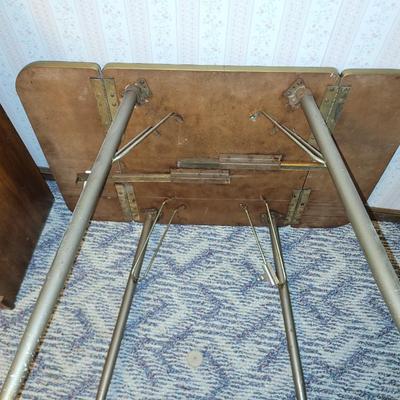 Mid century modern laminate card table with wings