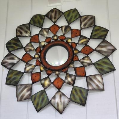 Metal Wall Art w Small Center Convex Mirror 34" dia.