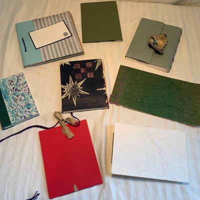 Unique Blank Handmade Books (2K-HS)