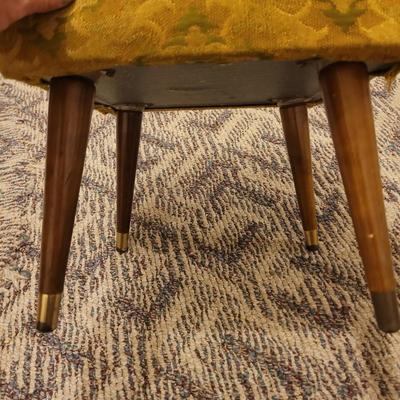 Sale Photo Thumbnail #385: How much more classic can you be? Small vintage footstool and adjustable TV tray. There is a mark on top of the laminate, see photos.
Basement