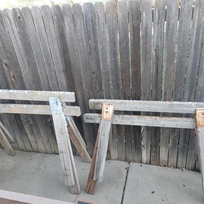 Set of 4 sawhorses