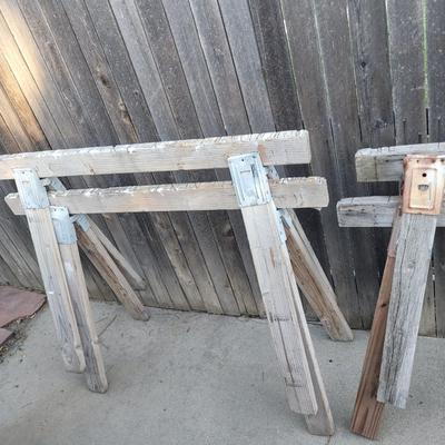 Set of 4 sawhorses