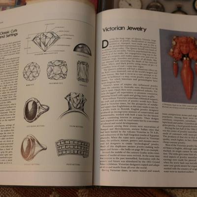 The Encyclopedias of Collectibles, 1980