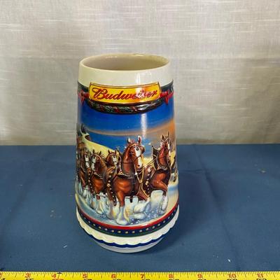 2002 Budweiser Guiding the Way Home Stein