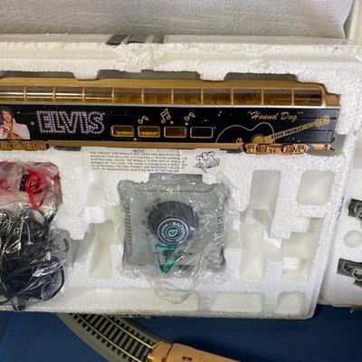Elvis Presley King of Rock and Roll Train Collection