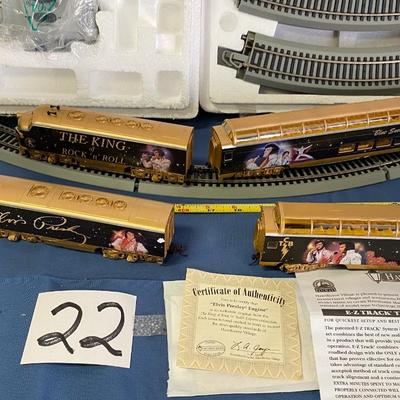 Elvis Presley King of Rock and Roll Train Collection