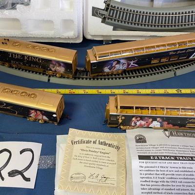 Elvis Presley King of Rock and Roll Train Collection